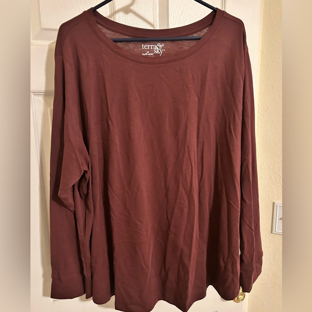 Women’s long sleeve shirt